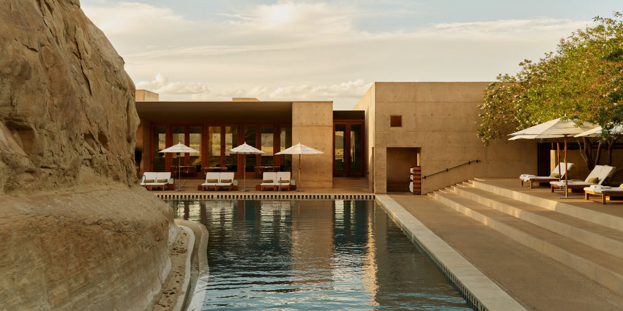 Amangiri's main pool carved into the Utah desert - Aman, Luxe Digital