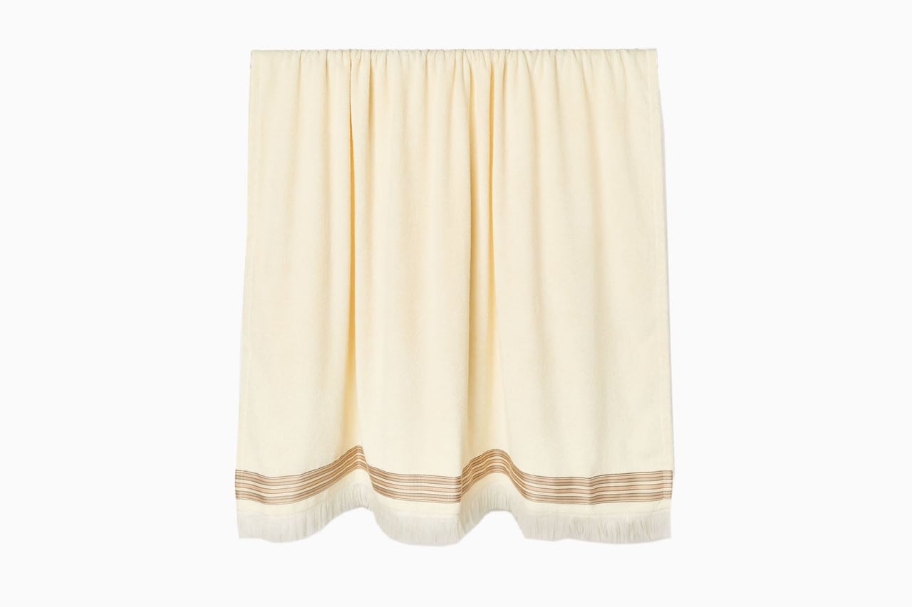 best beach towels loro piana review - Luxe Digital