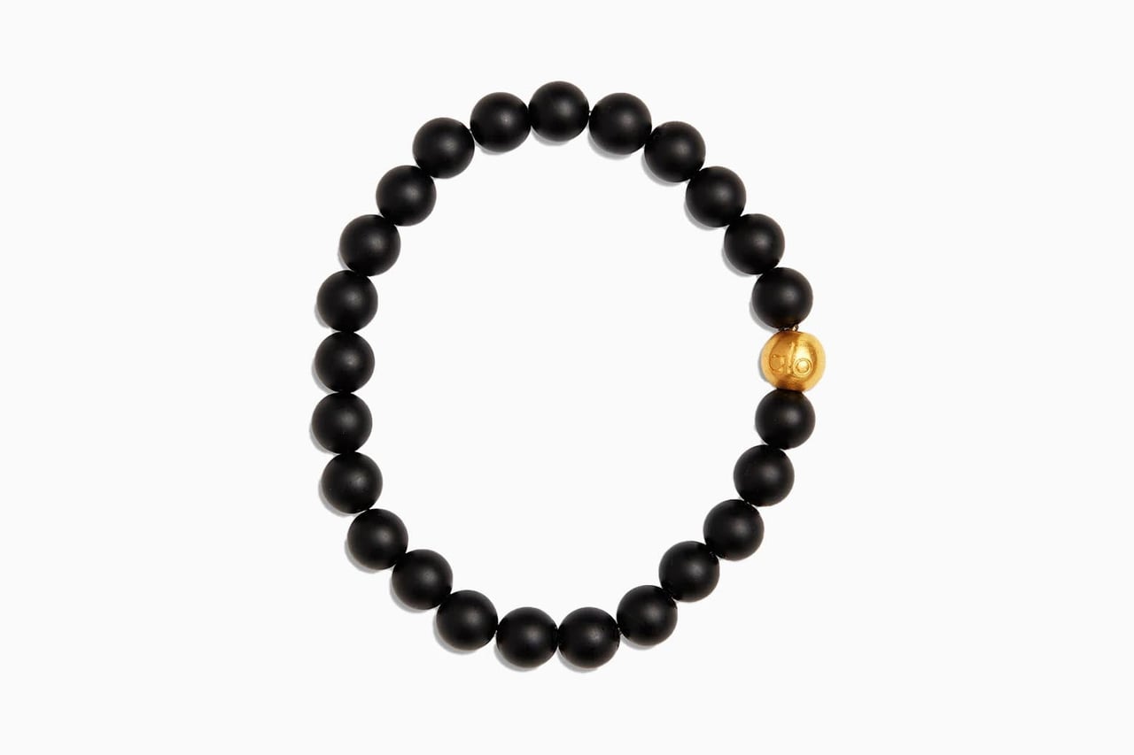 best bracelets women alo yoga black onyx bracelet review - Luxe Digital