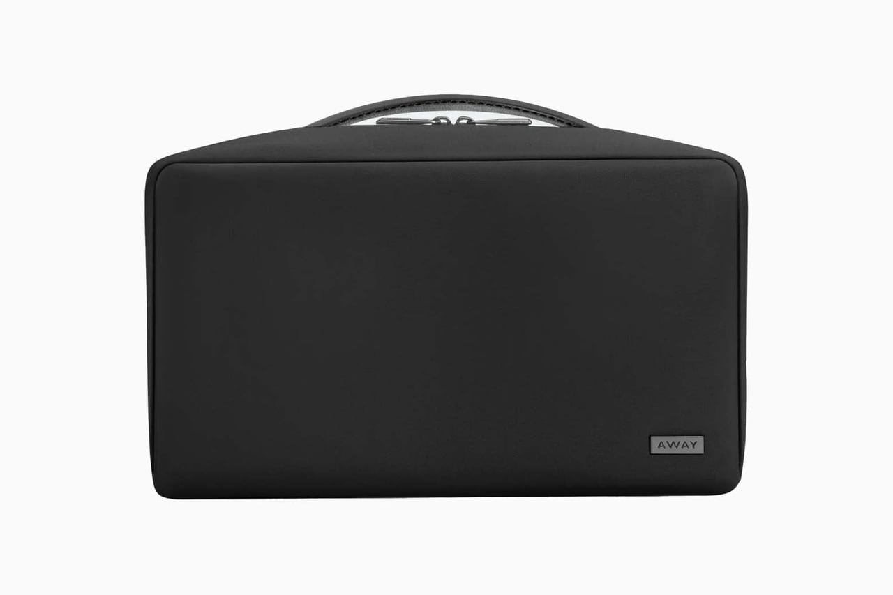 best dopp kits men away review - Luxe Digital