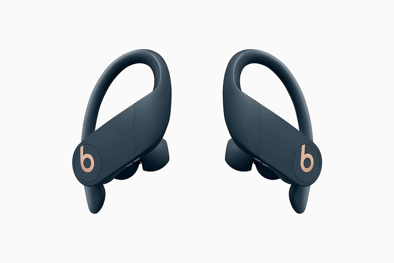 best earbuds powerbeats pro - Luxe Digital