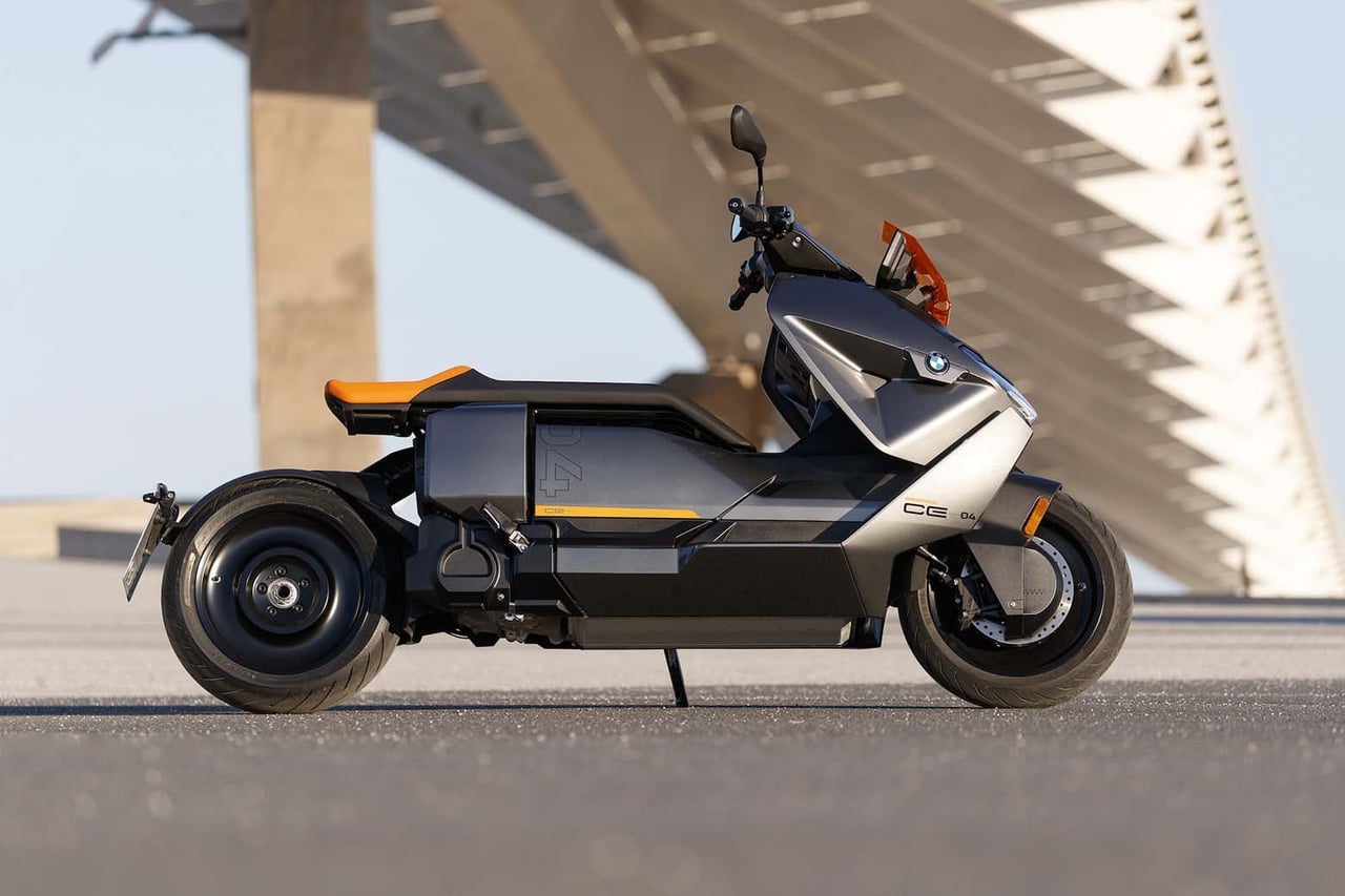BMW CE 04 electric motorcycle - Luxe Digital