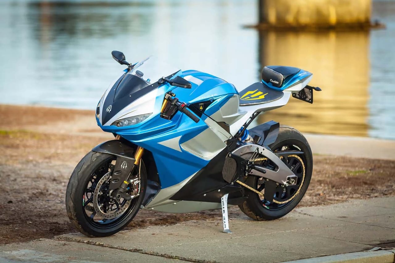 Lightning LS-218 electric motorcycle - Luxe Digital