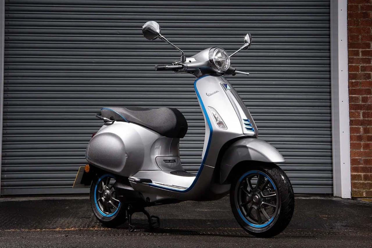 Vespa Elettrica electric scooter - Luxe Digital