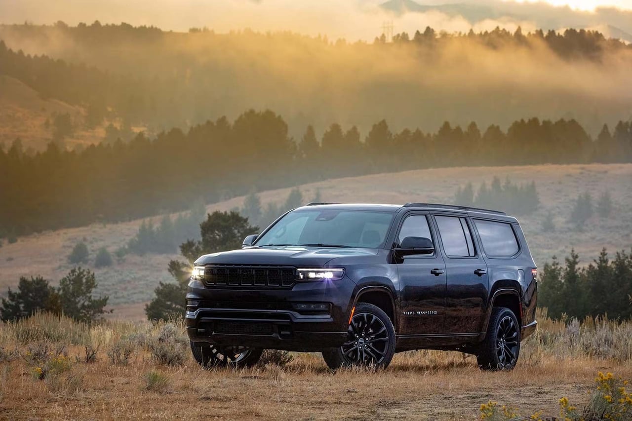 best luxury SUV Jeep Grand Wagoneer - Luxe Digital
