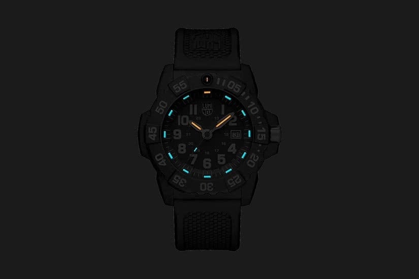 best men watches military luminox navy seal review - Luxe Digital
