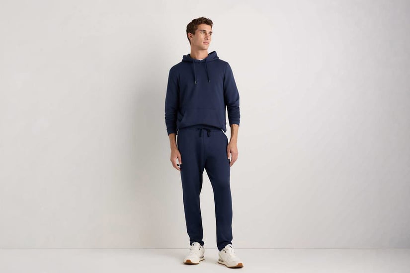 best men workout clothing brand quince - Luxe Digital
