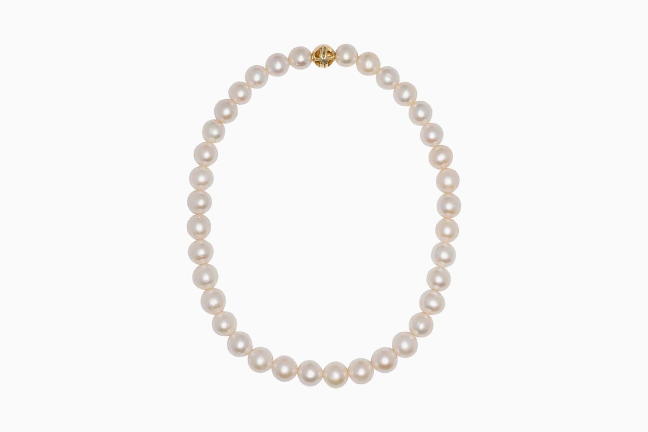 best necklaces women anine bing classic pearl choker review - Luxe Digital