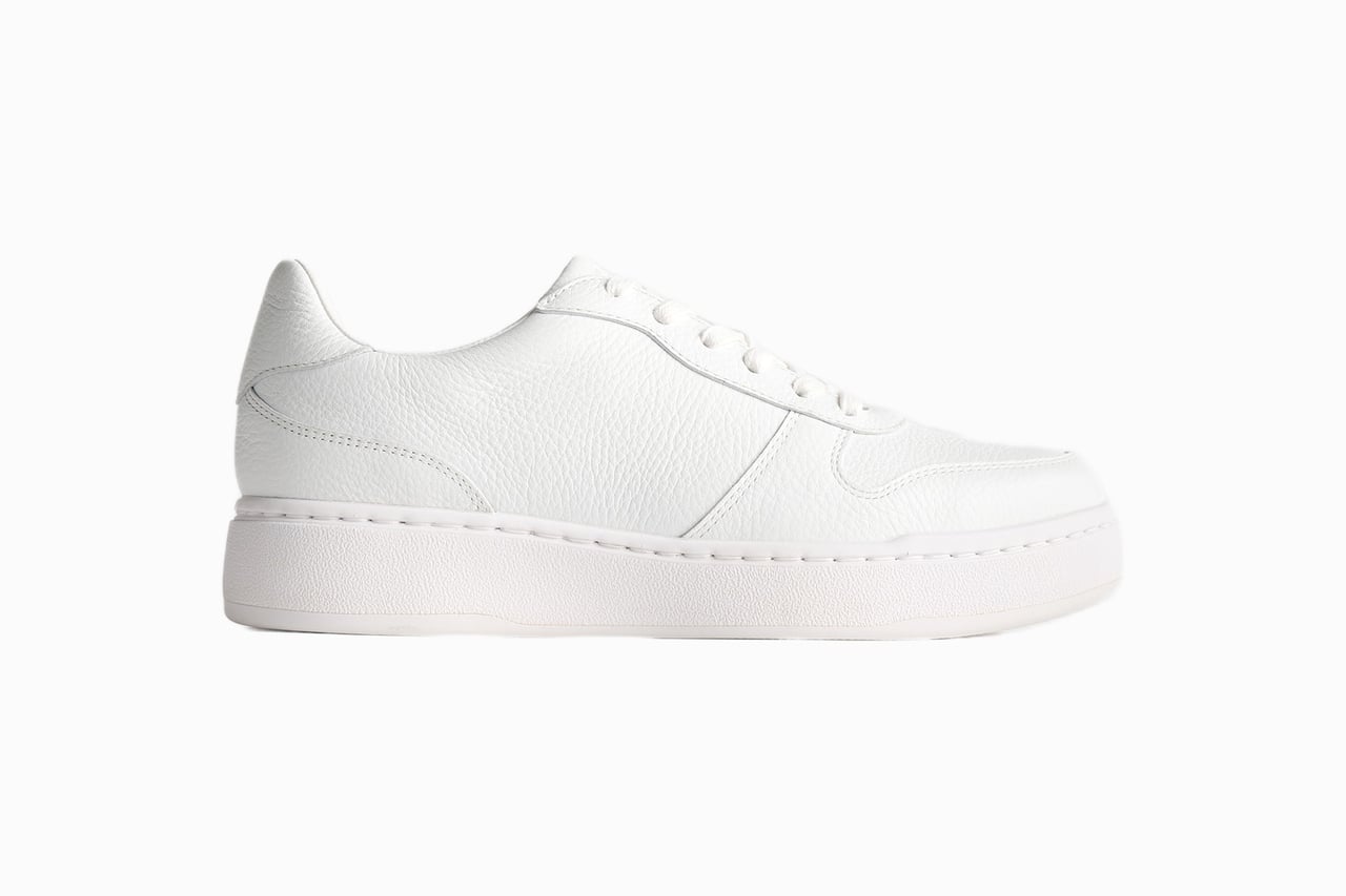 best shoes for standing all day men quince full grain leather comfort court sneaker - Luxe Digital