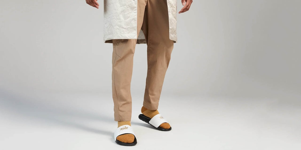best slides men review - Luxe Digital