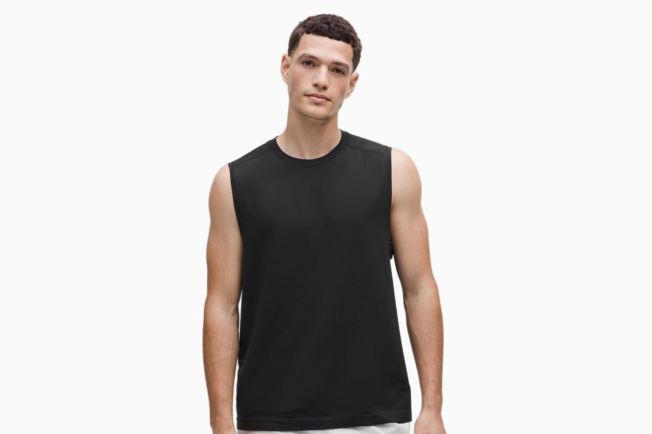 best t shirts men lululemon metal vent tech sleeveless shirt review - Luxe Digital