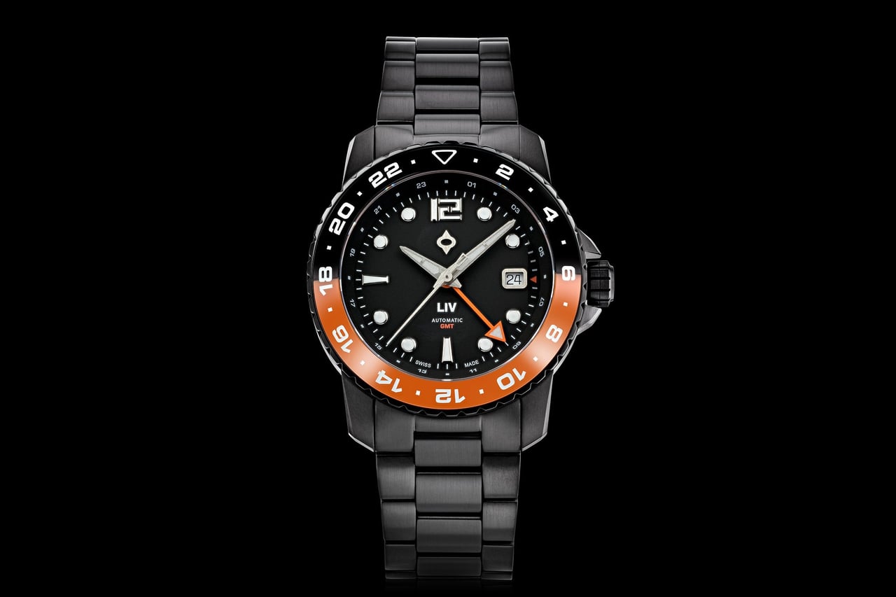 best tactical watch LIV Trekker GMT Shadow Black black steel ceramic bezel - Luxe Digital