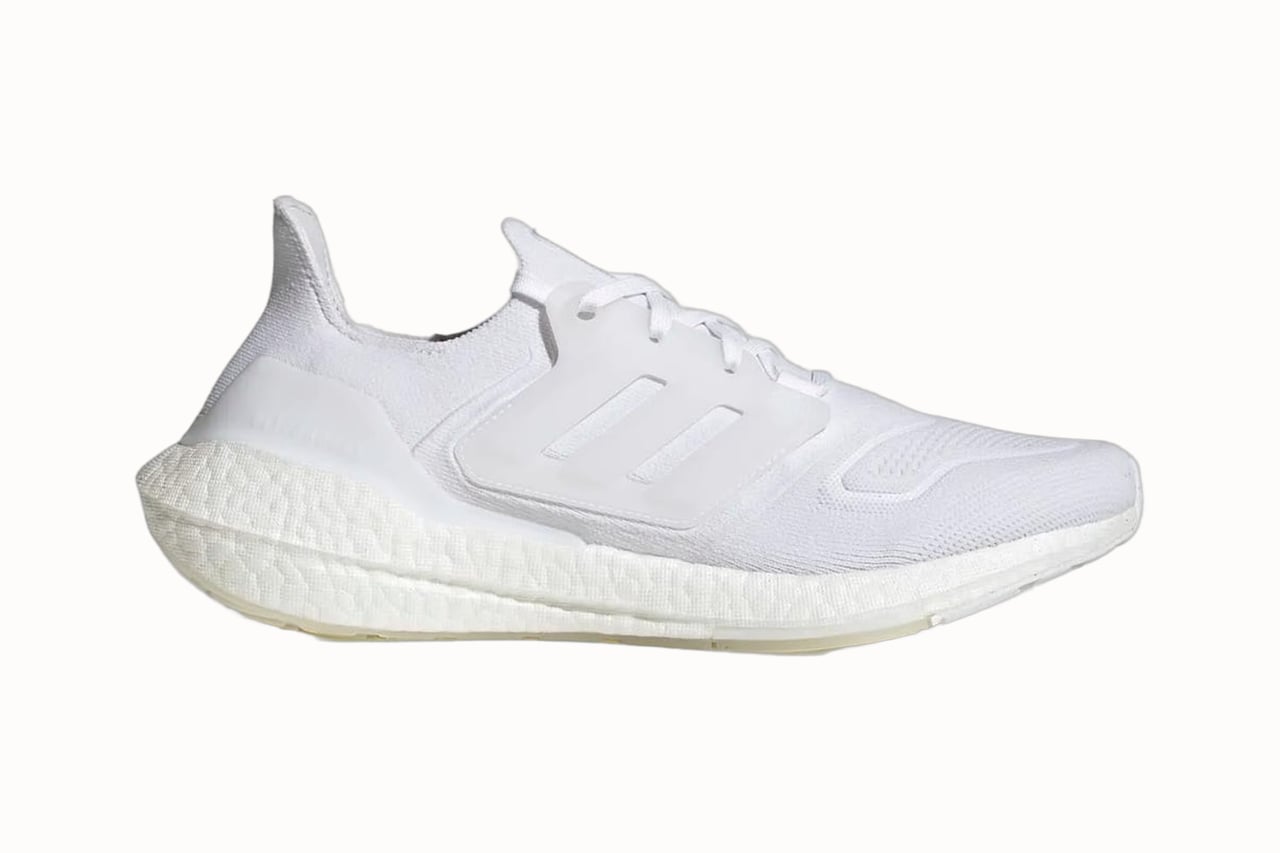best white sneakers men adidas ultraboost 22 review - Luxe Digital