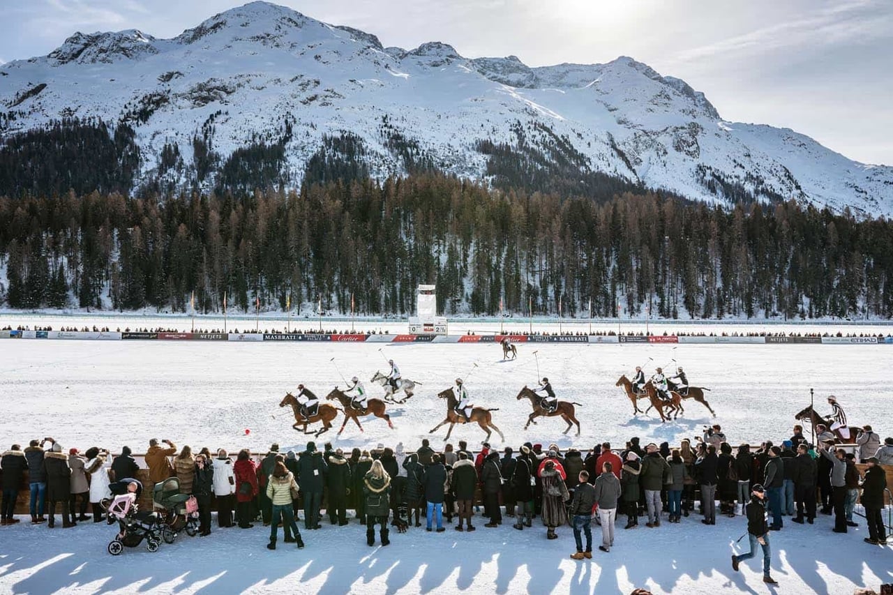 billionaires social calendar january - Luxe Digital
