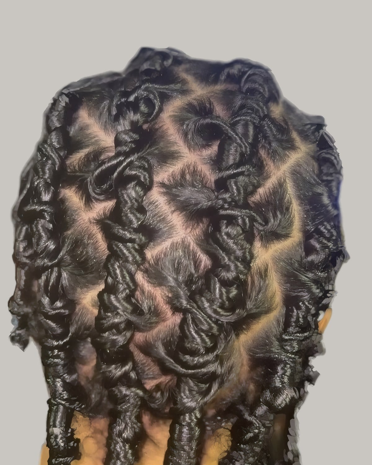 Thick barrel twists seen from behind