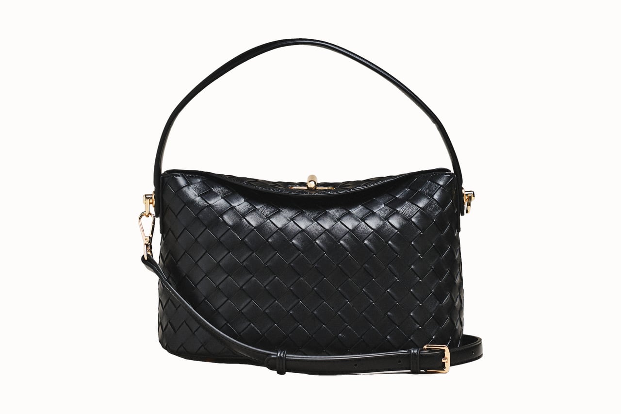 bottega veneta jodie alternatives melie bianco lana woven shoulder bag - Luxe Digital