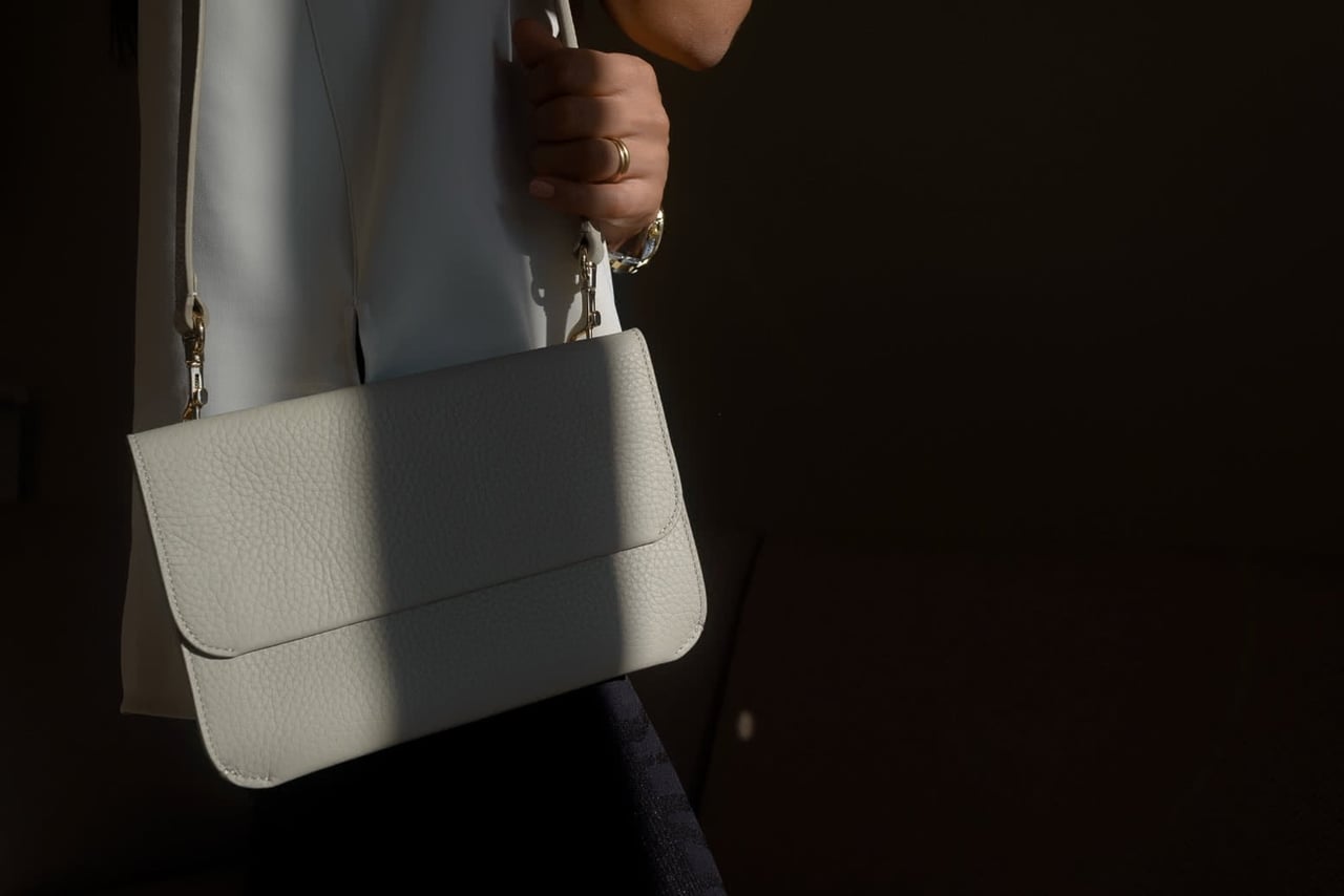 cuyana system tote review versatility luxe digital