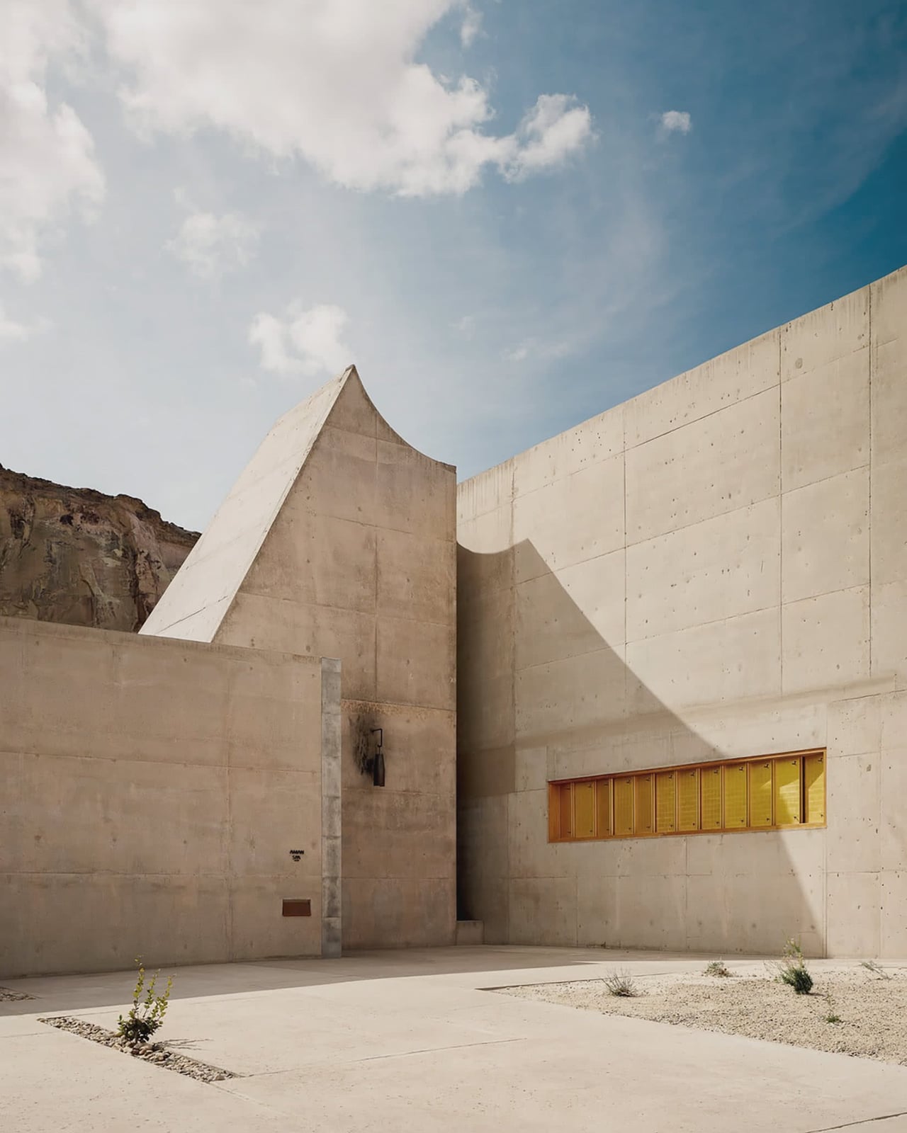future of luxury trends 2022 new frontiers amangiri luxe digital