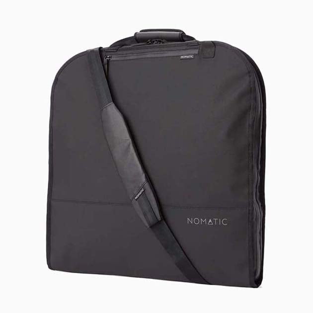 Nomatic garment bag