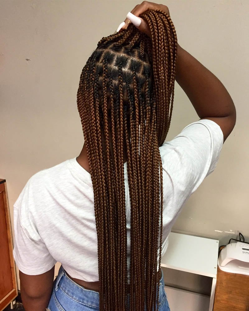 knotless braids women brown knotless braids Luxe Digital