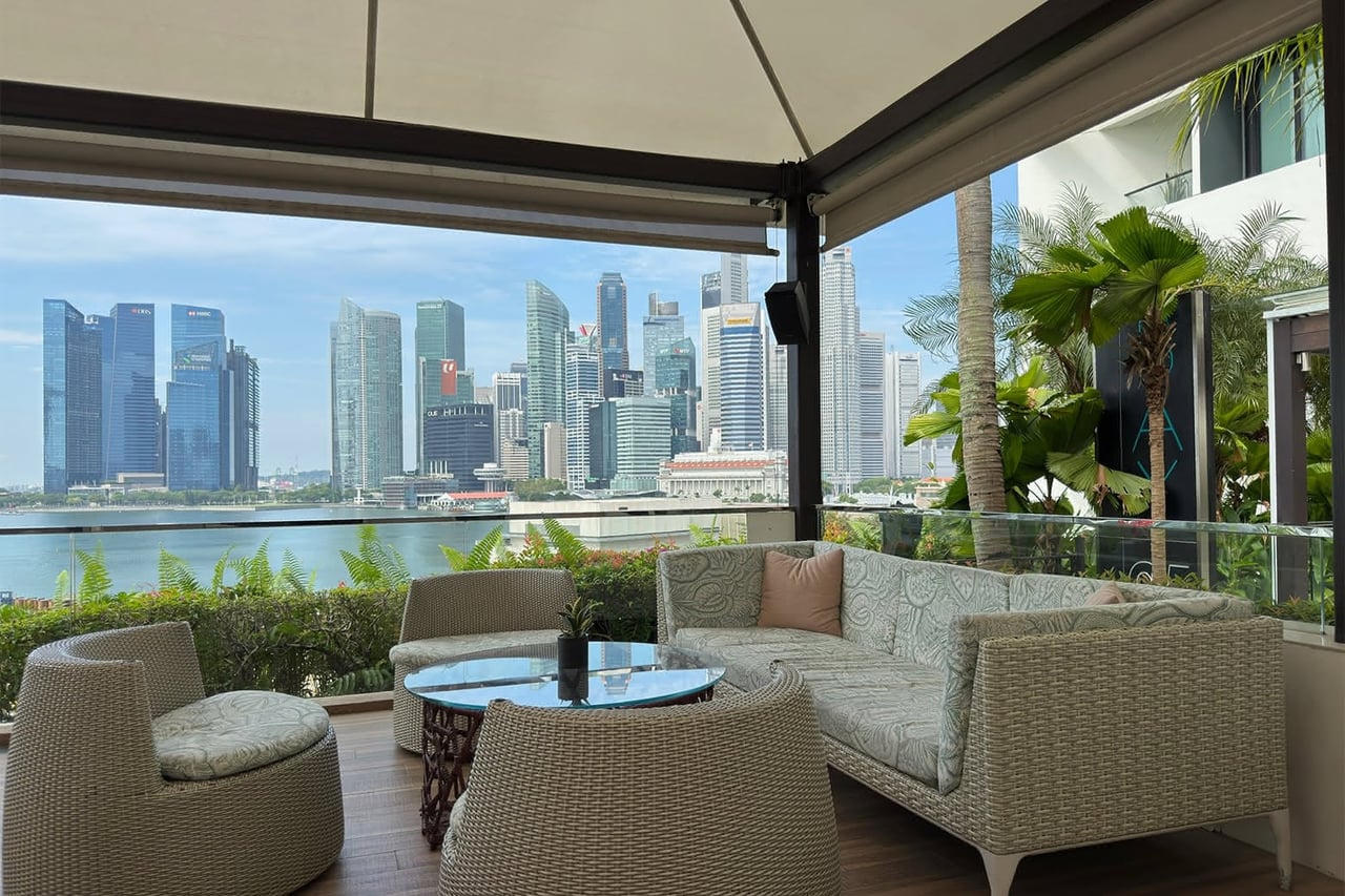 mandarin oriental singapore review bay at 5 lounge luxe digital