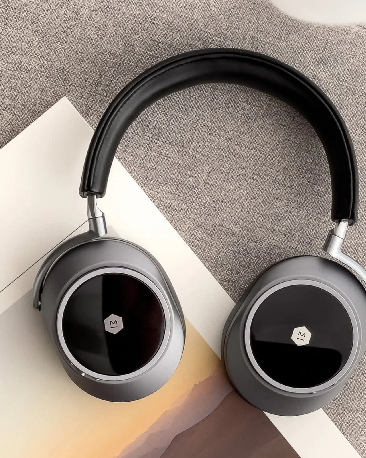 Master & Dynamic MW75 Review — Luxe Digital