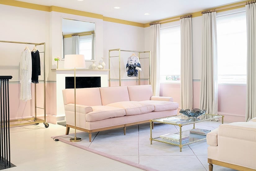 Moda Operandi Private showroom how digital native luxury brands open physical retail stores - Luxe Digital