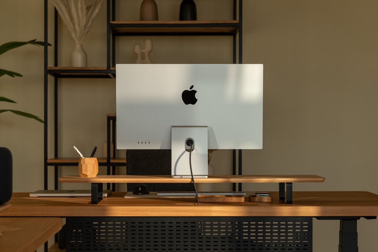 Oakywood desk shelf review verdict - Luxe Digital