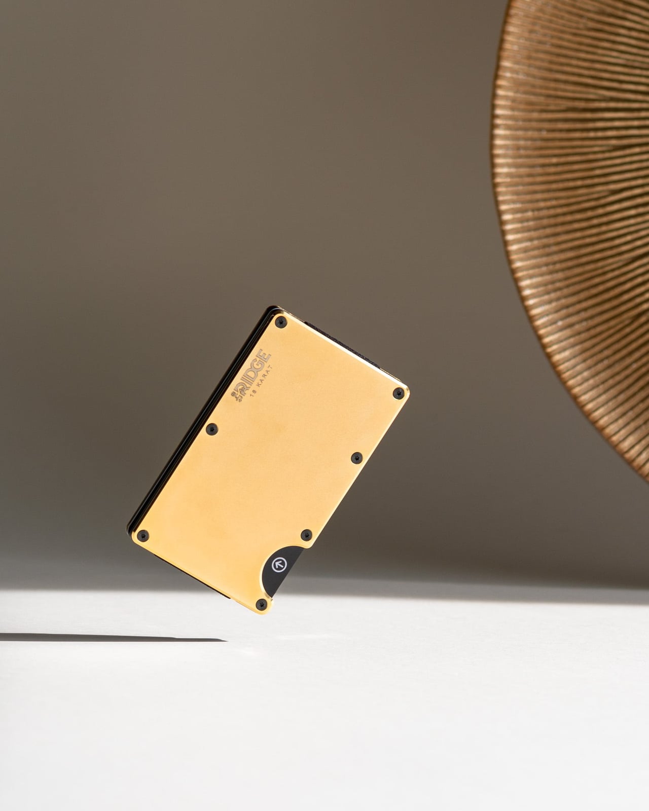 Ridge wallet review price - Luxe Digital