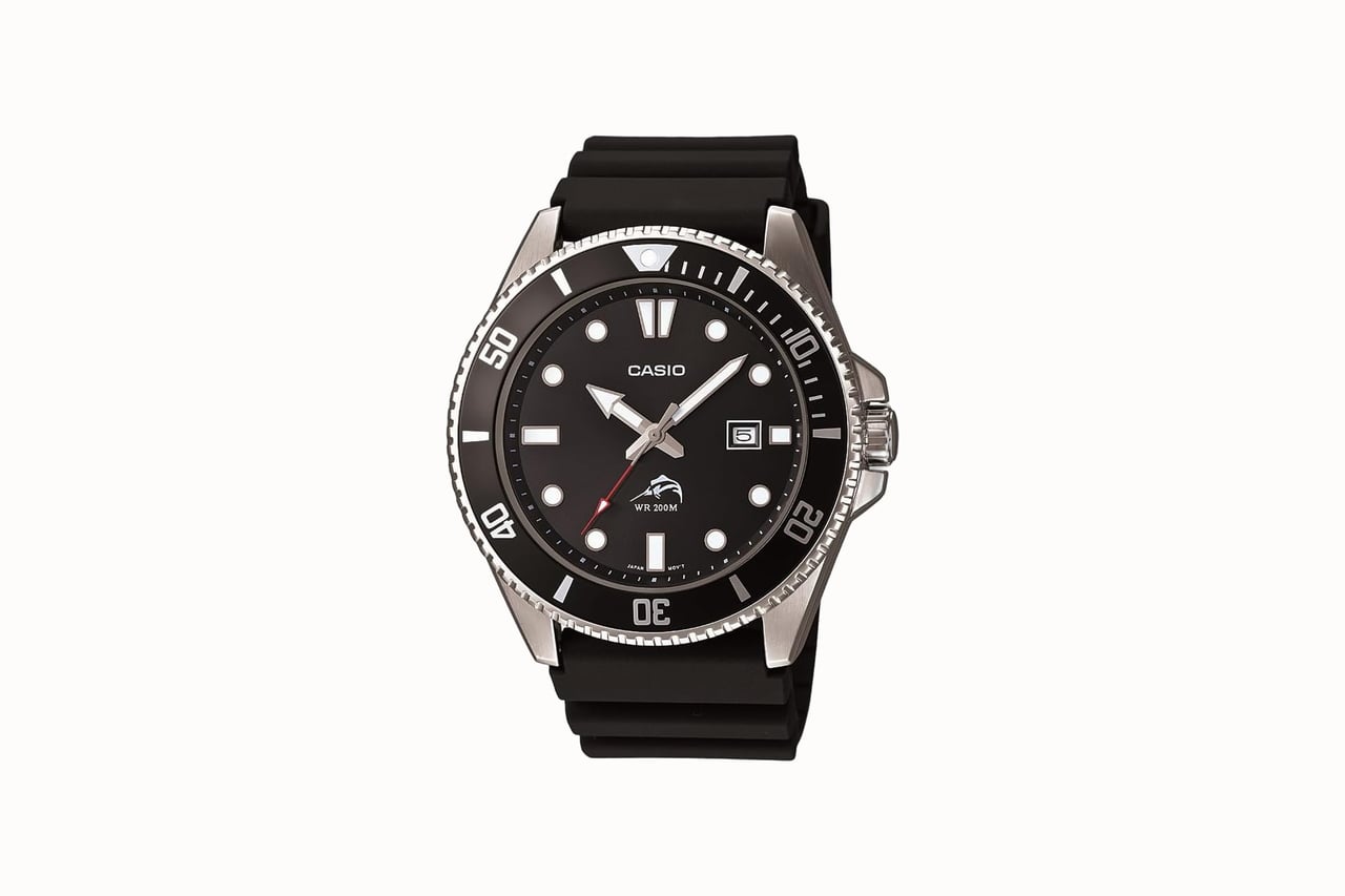 Casio Duro MDV106 dive watch - Luxe Digital