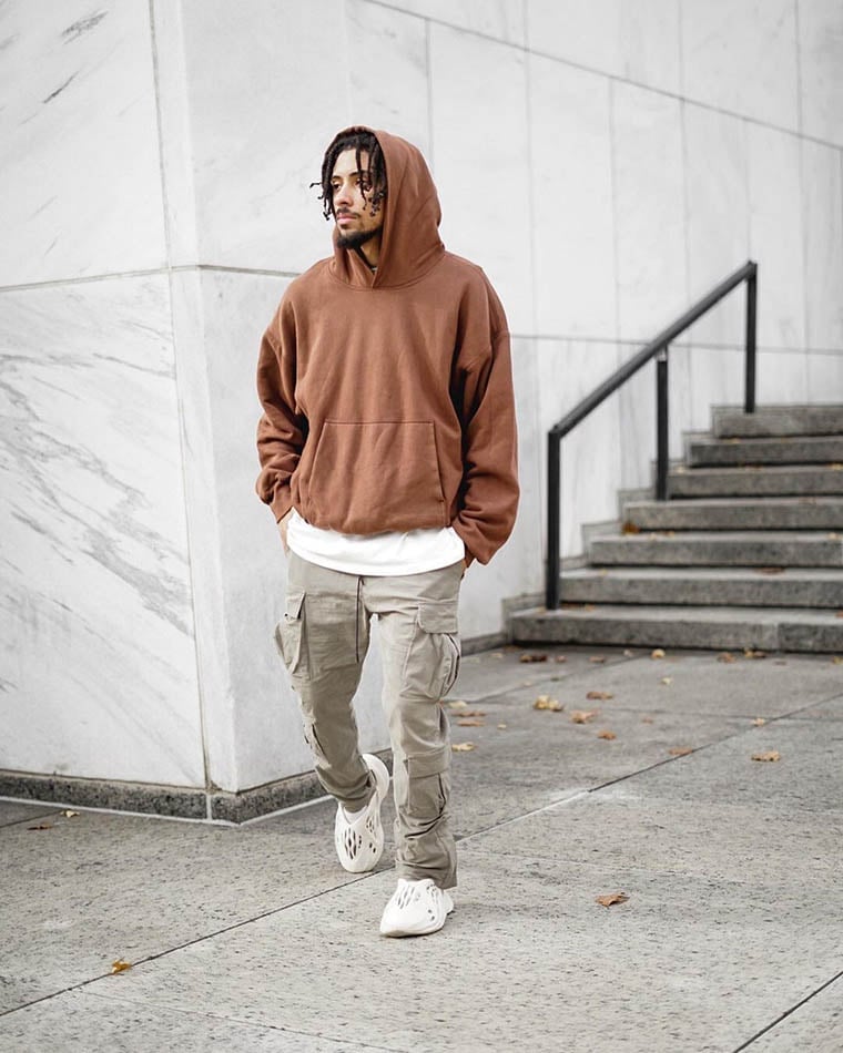 style yeezy foam runner on feet itsgabrielcamacho - Luxe Digital