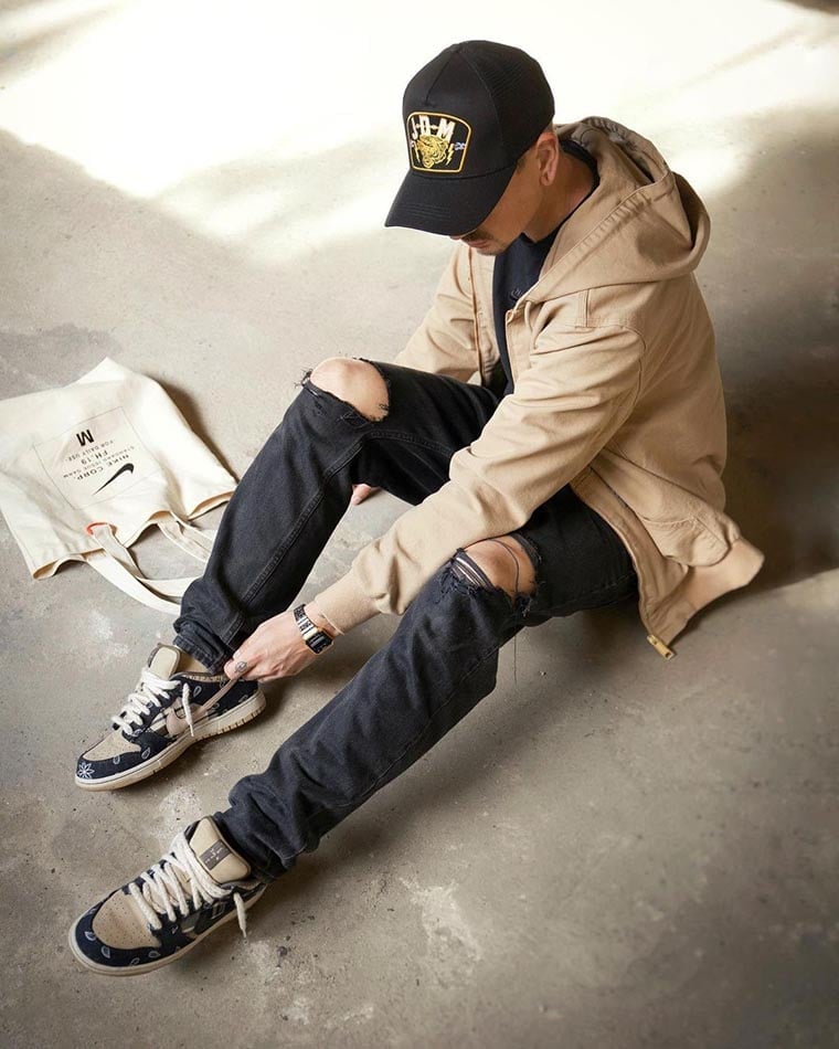 travis scott sneakers on feet tommeeblvck - Luxe Digital