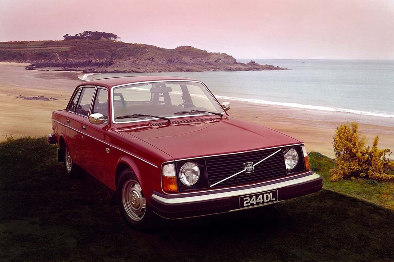 volvo brand volvo 240 - Luxe Digital