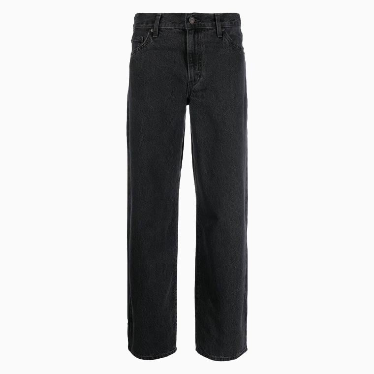 women business casual guide levis mid rise straight leg jeans - Luxe Digital