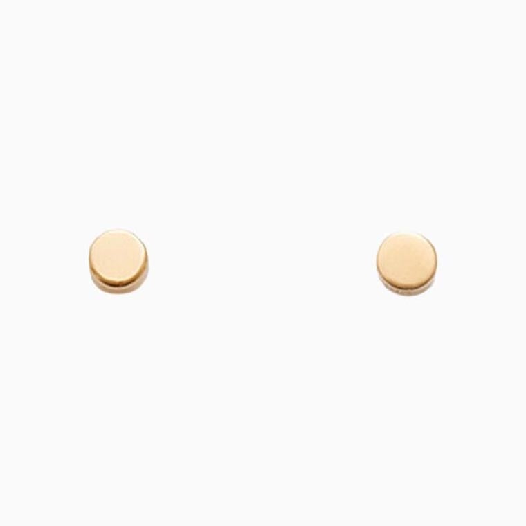 women business professional dress code guide cuyana circle stud earrings - Luxe Digital