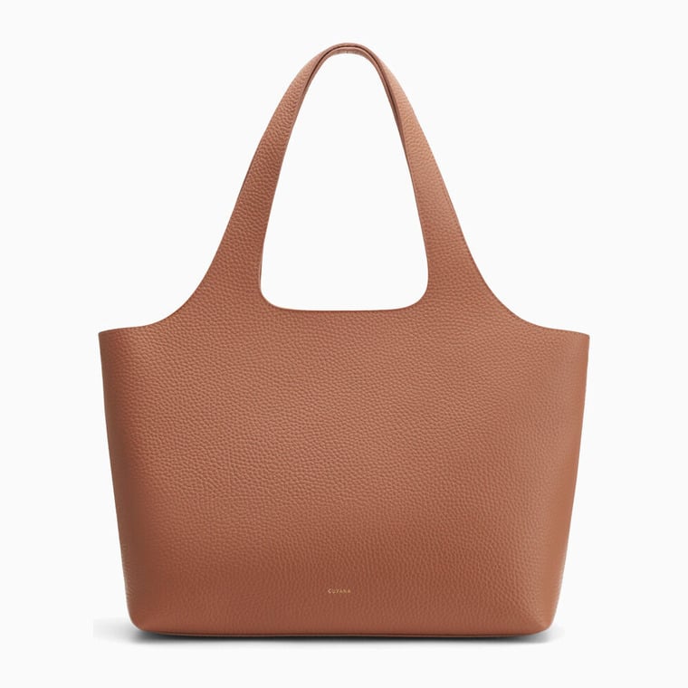 women business professional dress code guide cuyana system tote - Luxe Digital