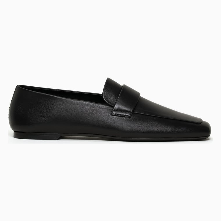 women business professional dress code guide mgemi una loafer - Luxe Digital