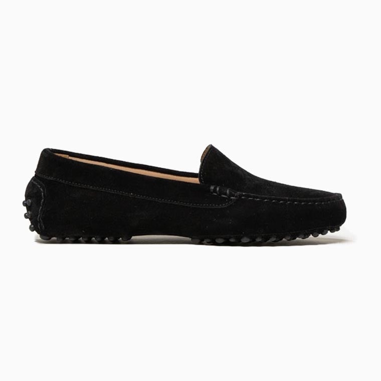 women smart casual dress code guide mgemi the felize suede moccasin - Luxe Digital