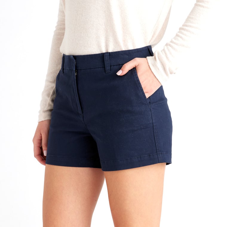 women smart casual dress code guide quince organic stretch cotton chino shorts navy - Luxe Digital