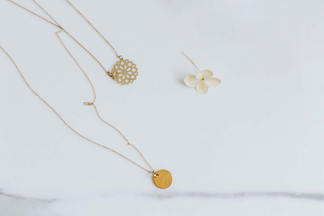 yellow gold guide types of jewelry - Luxe Digital